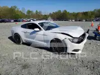 2017 Ford MUSTANG фото