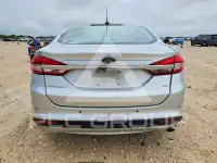 2017 Ford FUSION фото