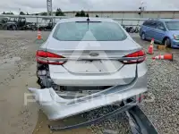 2017 Ford FUSION фото