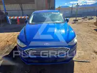 2017 Ford FUSION фото