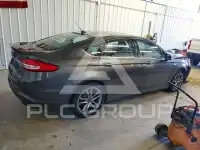 2017 Ford FUSION фото