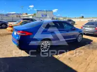 2017 Ford FUSION фото