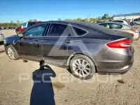 2017 Ford FUSION photo