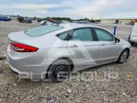 2017 Ford FUSION фото
