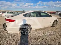 2017 Ford FUSION photo