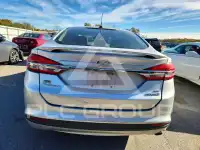 2017 Ford FUSION photo