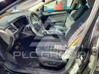 2017 Ford FUSION фото