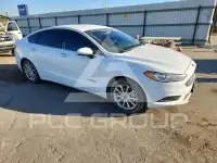 2017 Ford FUSION фото