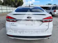 2017 Ford FUSION фото