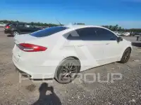 2017 Ford FUSION фото