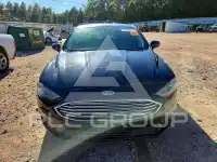 2017 Ford FUSION фото