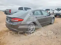 2017 Ford FUSION фото