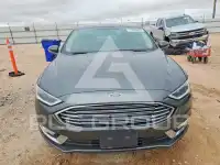 2017 Ford FUSION фото