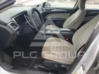 2017 Ford FUSION фото