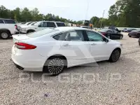 2017 Ford FUSION photo