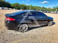 2017 Ford FUSION фото