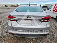 2017 Ford FUSION фото