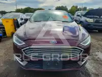 2017 Ford FUSION фото
