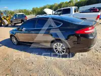 2017 Ford FUSION фото