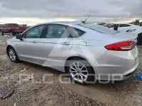 2017 Ford FUSION фото