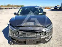 2017 Ford FUSION photo