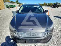 2017 Ford FUSION фото
