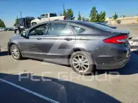 2017 Ford FUSION фото
