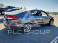 2017 Ford FUSION фото