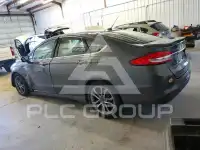 2017 Ford FUSION фото