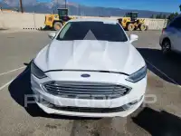 2017 Ford FUSION photo
