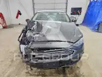 2017 Ford FUSION фото