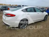 2017 Ford FUSION photo