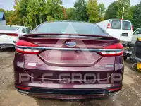 2017 Ford FUSION фото