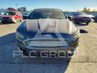 2017 Ford FUSION photo