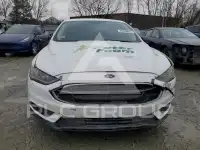 2017 Ford FUSION фото