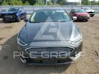 2017 Ford FUSION photo