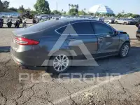 2017 Ford FUSION фото