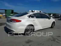 2017 Ford FUSION фото