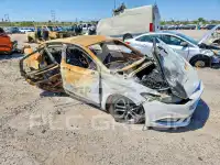 2017 Ford FUSION фото