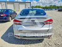2017 Ford FUSION photo