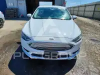 2017 Ford FUSION фото