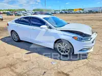 2017 Ford FUSION фото