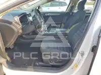 2017 Ford FUSION фото