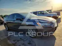 2017 Ford FUSION photo