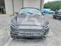 2017 Ford FUSION photo