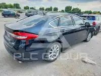 2017 Ford FUSION фото