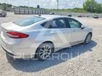 2017 Ford FUSION фото