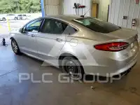 2017 Ford FUSION фото
