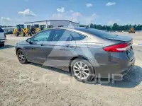 2017 Ford FUSION фото