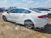 2017 Ford FUSION фото